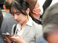 パンスト穴あけ指入れ羞恥で感じまくる美脚女4