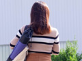 スカート巾着尻で助けを求められても我慢できない！2
