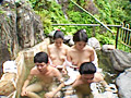 美人女将の中出し温泉宿