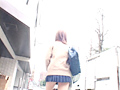 追跡！女子○生歩くパンチラ逆さ撮り