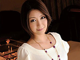 現在は欲求不満の淫乱妻で人より尻毛が凄いんです。