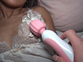 ギャル人妻を騙してエロいことしちゃいました！／りさ