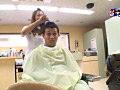 潜入盗●！夫の留守中に客を誘う床屋の奥さん4