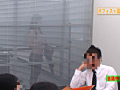 オフィスで露出！ パンスト美脚なOLたち