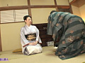襲いたくなるほど密着してくる着付け教室の先生
