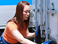 女性トラック運転手を性感マッサージでイカせてみた3