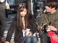 犬の散歩で会うスケベな体のスキニージーンズ奥さん2