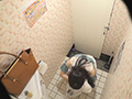ゲーセン女子トイレ○撮 突発性発情オナニー
