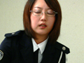 婦警の滴る濃厚小便