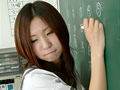 限界おもらし女子○生