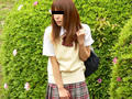 覗かれた美少女の野尿