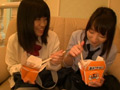 セックスに興味津々な女学生2人組