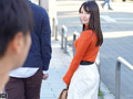 隣に引っ越してきた、綺麗な新婚妻と…