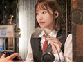 職場の映画館で何度もイカされた私… 七嶋舞