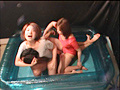 肉弾戦 凶器な太股