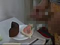水着アイドルたちに内緒で食ザーメン 騙された女たち