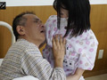 あまりの忙しさに即ハメOKの老人介護施設 百合良 サンプル画像4