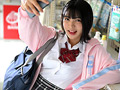 制服TikT○ker女子○生を店内に○禁！ 虹村ゆみ サンプル画像2