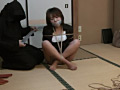 熟女緊○ 人妻の危険な冒険