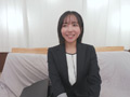 デカチンに触らずフル勃起20分持続チャレンジ！こはる編 サンプル画像1