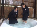 2人がかりのいたずら