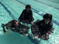 3人の女子と母校訪問
