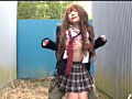 女子○生を○引に人気のない場所に連れ込み生中出し