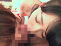 女友達をソノ気にさせて彼氏のチ○ポで親友どんぶり3P