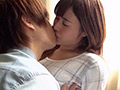 エッチを愛してやまないハニカミ美少女