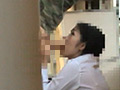 昼下がりのベランダで不貞行為を愉しむ変態人妻