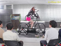 オシッコ我慢潮吹きアクメ自転車がイクッ！弥生みづき
