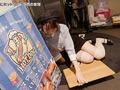 潮吹きながらホットドッグ売ってください！赤名いと