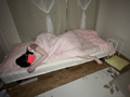 美女姉妹の姉が妹に電気アンマ＆くすぐりの刑！