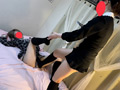 地雷系美女同士のレズ電気アンマ逝かせあい遊び