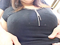 勃起乳首1