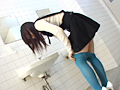 放物線を描きながら立ちション便する女 ○撮