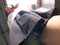 女子○生Tバックハミ毛パンチラ5