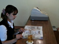 OLのパンチラばかりを撮りためた変態カフェ店員3