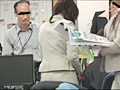 No Nude 働く綺麗なお姉さん