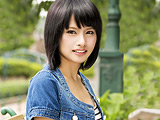 ロケ中に大阪で見つけた超清純美少女 AV Debut