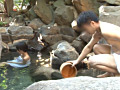裸同士の即席カップルは、入浴中に火が付くまで何分？2