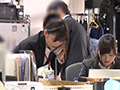 SOD女子社員が過剰クレームに半裸姿で2マ○コ対応！