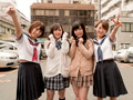 あなたの自宅で4人の美少女が突撃ハーレム筆下ろし♪