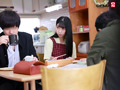 姉の裸に触れた童貞弟は禁断の近親相○してしまうのか11