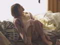 闇深メンヘラ女がこっそり体液マーキング！ 唯井まひろ
