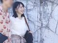 カーセックスしているバカップルを催○ガスで○らせNTR