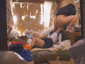 ゴミ部屋に住む叔父さんの絶倫悪臭チ●ポをしゃぶらされ