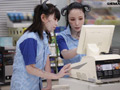 社会に溶け込むサキュバス親子