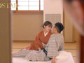 寝取りセックスをくり返す淫乱美人な若女将 渚恋生