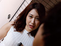 お隣さんのピチピチスパッツデカ尻若妻がボクを誘惑
